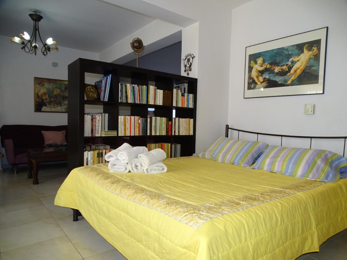 Dreamy Studio With Private Garden Atena Exterior foto
